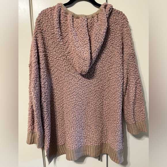 American Threads Sweater - Picture 6 of 6